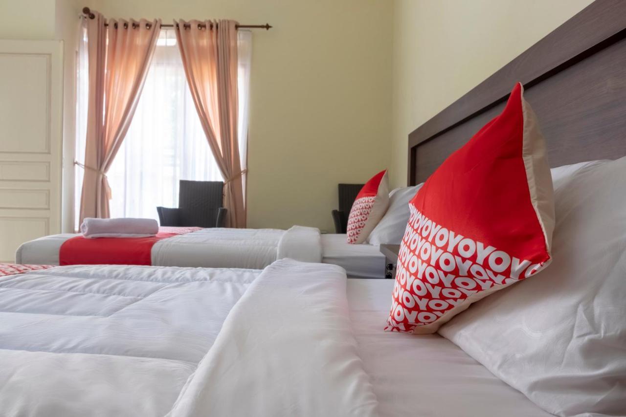 Oyo 3115 Branti Raya Guest House Syariah Negarasaka Экстерьер фото