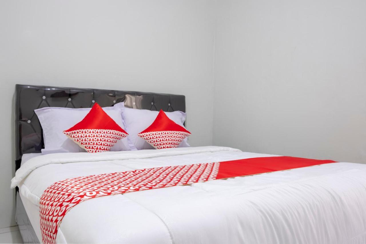 Oyo 3115 Branti Raya Guest House Syariah Negarasaka Экстерьер фото