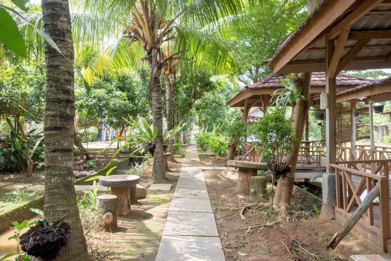 Oyo 3115 Branti Raya Guest House Syariah Negarasaka Экстерьер фото