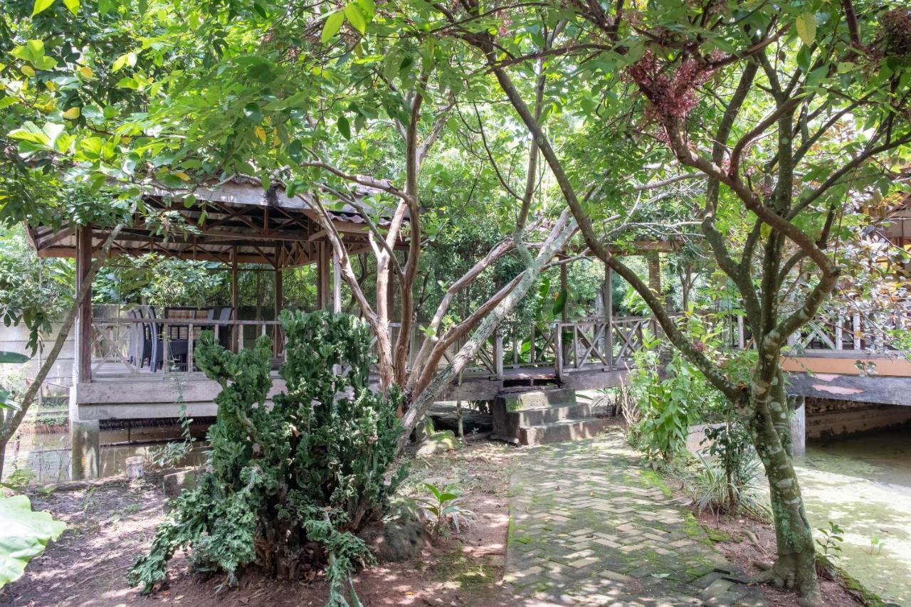 Oyo 3115 Branti Raya Guest House Syariah Negarasaka Экстерьер фото